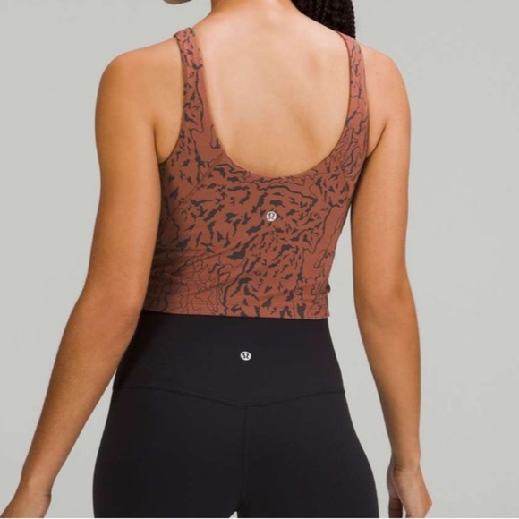 Lululemon I 8 - Picture 8 of 9